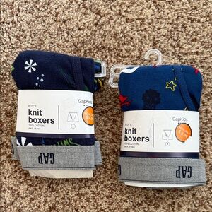 GAP Kids' Boys Medium Knit Boxer briefs - new in packaging, total of 4 pairs